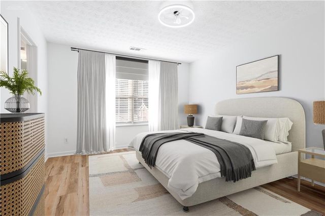 1222 W Oaks Way, Woodstock, GA 30188