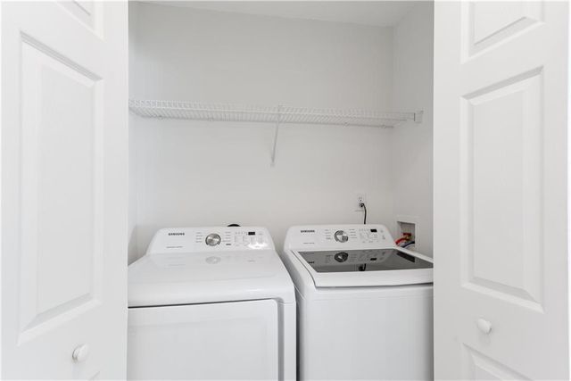 1222 W Oaks Way, Woodstock, GA 30188