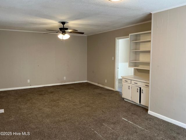 1201 Clifton Road, Jacksonville, NC 28540