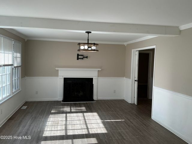 1201 Clifton Road, Jacksonville, NC 28540