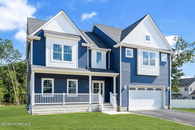 7 Potters Court, Bayville, NJ 08721