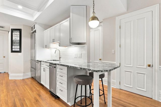80 Marlborough St 2, Boston, MA 02116