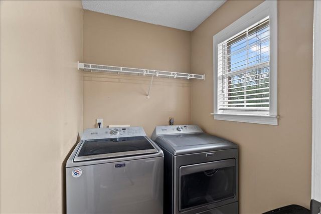 10057 WOODLAND BIRCH CV, Lakeland, TN 38002