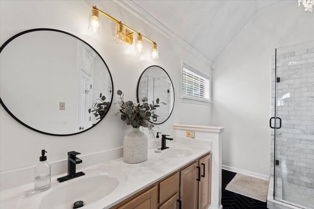 10057 WOODLAND BIRCH CV, Lakeland, TN 38002