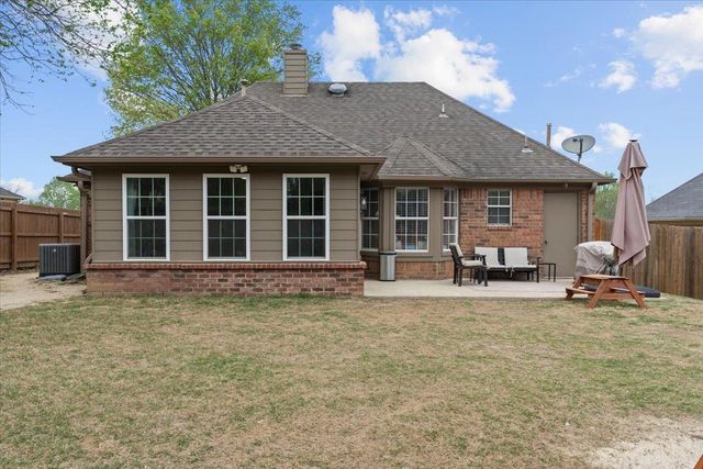 10057 WOODLAND BIRCH CV, Lakeland, TN 38002