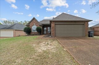 10057 WOODLAND BIRCH CV, Lakeland, TN 38002
