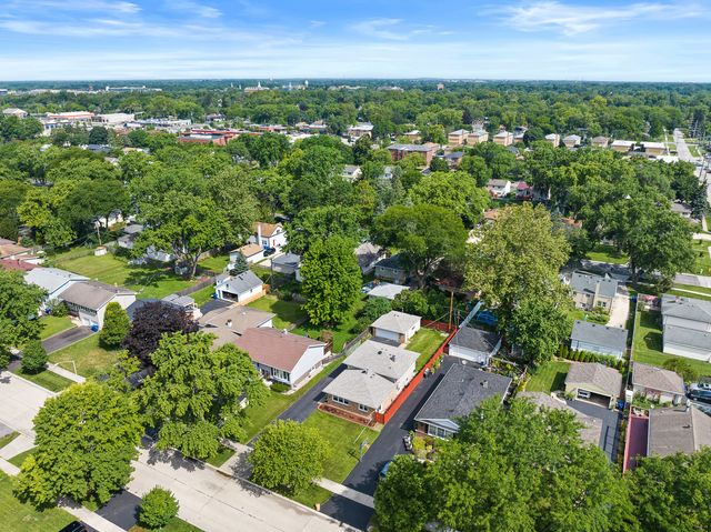 1309 Wilson Avenue, Wheaton, IL 60189