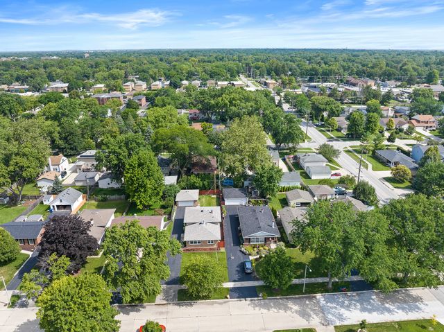 1309 Wilson Avenue, Wheaton, IL 60189