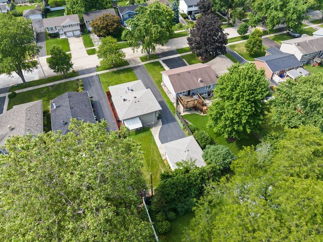 1309 Wilson Avenue, Wheaton, IL 60189