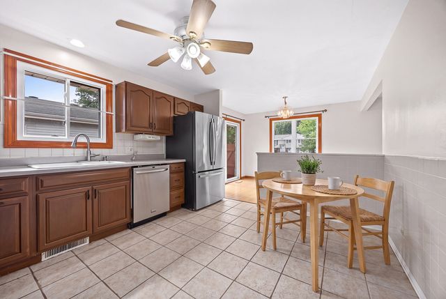 1309 Wilson Avenue, Wheaton, IL 60189
