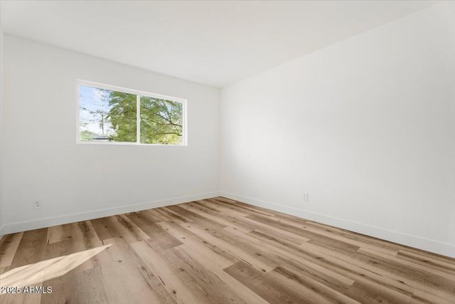 8532 E Sheridan Street, Scottsdale, AZ 85257