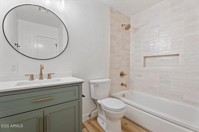 8532 E Sheridan Street, Scottsdale, AZ 85257