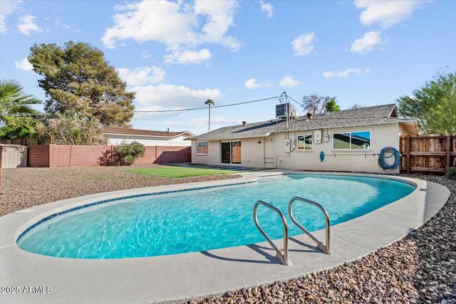 8532 E Sheridan Street, Scottsdale, AZ 85257