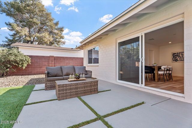 8532 E Sheridan Street, Scottsdale, AZ 85257