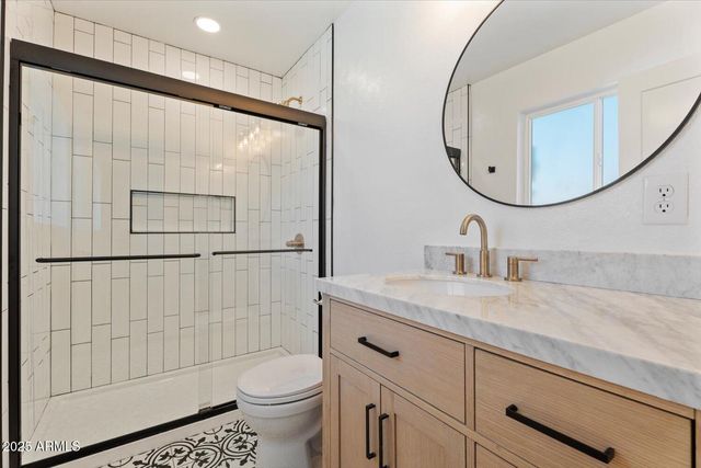 8532 E Sheridan Street, Scottsdale, AZ 85257