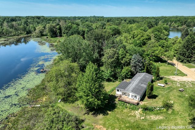 4621 Baker Road, Gobles, MI 49055