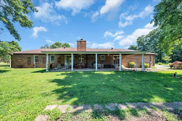 6263 Windrow Rd, Rockvale, TN 37153