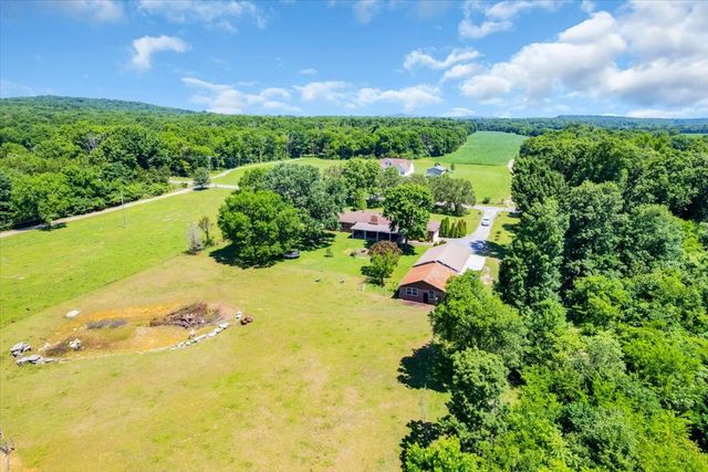 6263 Windrow Rd, Rockvale, TN 37153