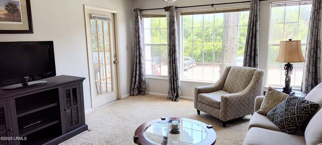 1231 Ladys Island Dr Unit 221, Port Royal, SC 29935