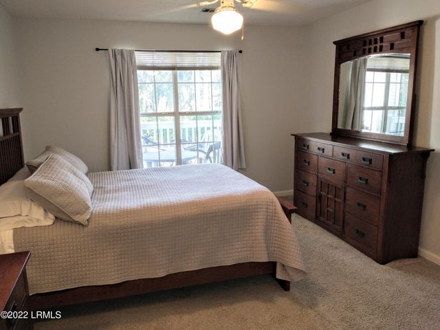 1231 Ladys Island Dr Unit 221, Port Royal, SC 29935