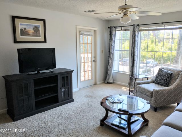 1231 Ladys Island Dr Unit 221, Port Royal, SC 29935