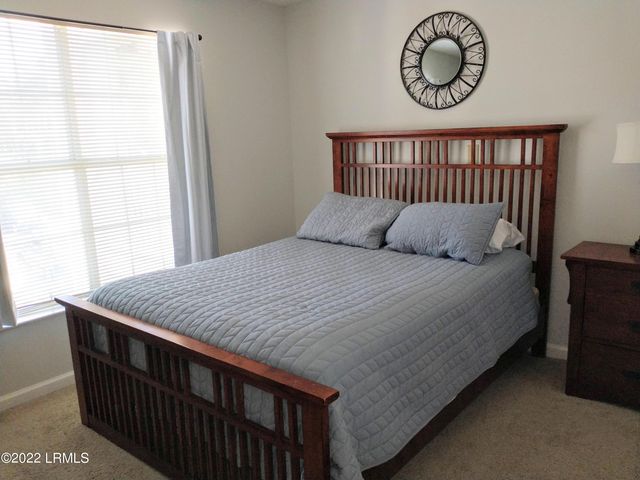 1231 Ladys Island Dr Unit 221, Port Royal, SC 29935