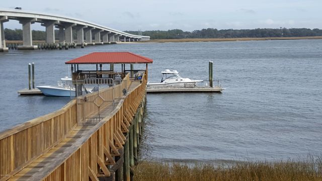 1231 Ladys Island Dr Unit 221, Port Royal, SC 29935