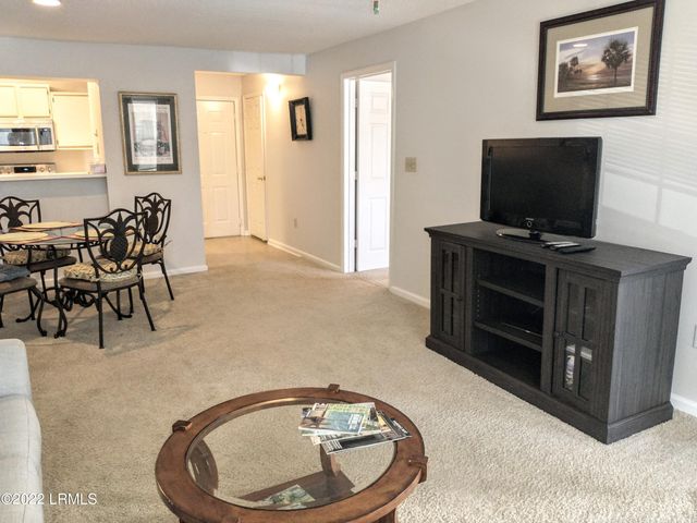 1231 Ladys Island Dr Unit 221, Port Royal, SC 29935