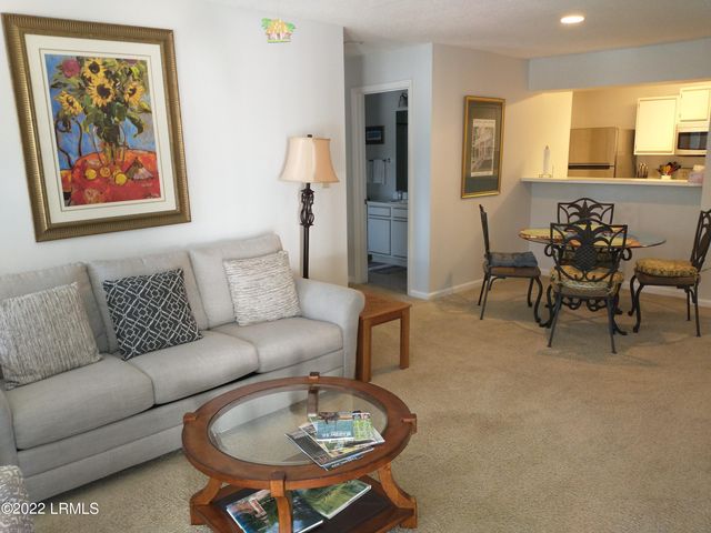 1231 Ladys Island Dr Unit 221, Port Royal, SC 29935