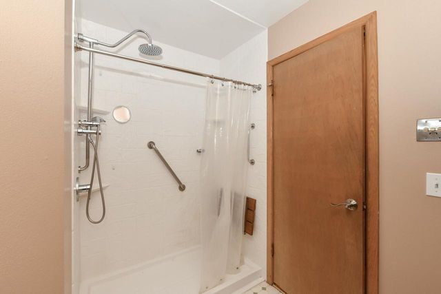 5244 S 25th STREET, Milwaukee, WI 53221