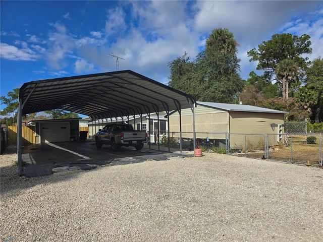 55135 5TH STREET, Astor, FL 32102