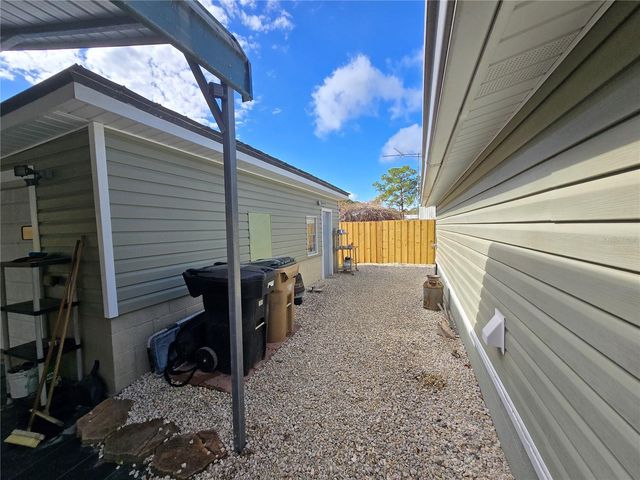 55135 5TH STREET, Astor, FL 32102