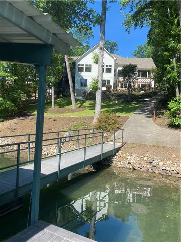 206 N Beacon Shores Drive, Seneca, SC 29672