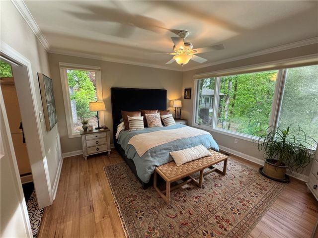 206 N Beacon Shores Drive, Seneca, SC 29672