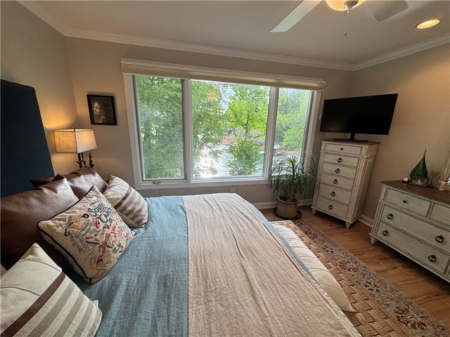 206 N Beacon Shores Drive, Seneca, SC 29672