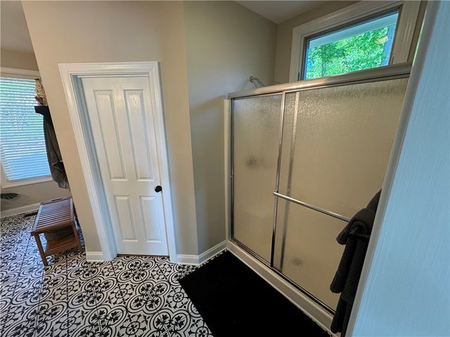 206 N Beacon Shores Drive, Seneca, SC 29672