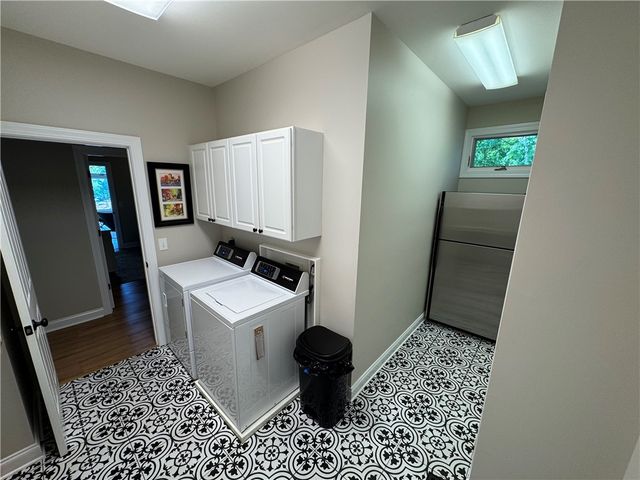 206 N Beacon Shores Drive, Seneca, SC 29672