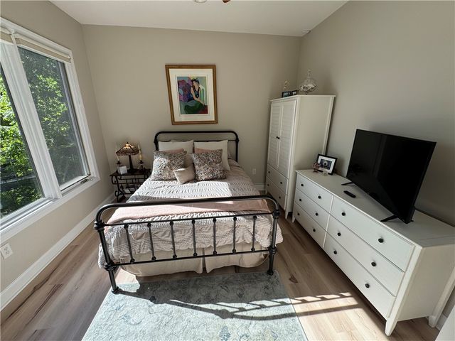 206 N Beacon Shores Drive, Seneca, SC 29672