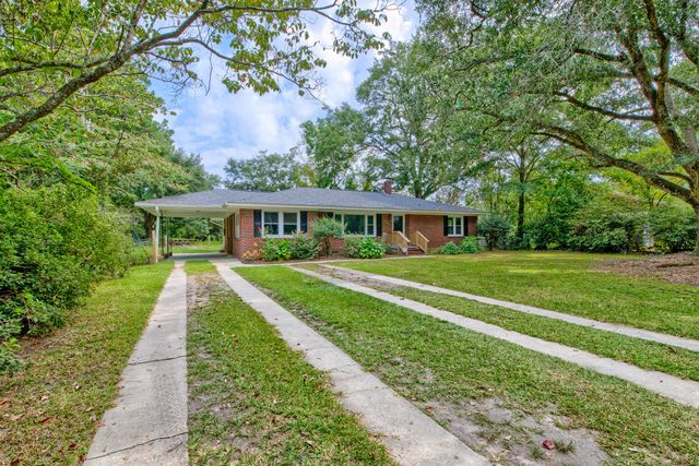 306 Peachtree Road, Walterboro, SC 29488