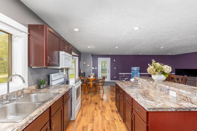 14563 State Street, Marne, MI 49435