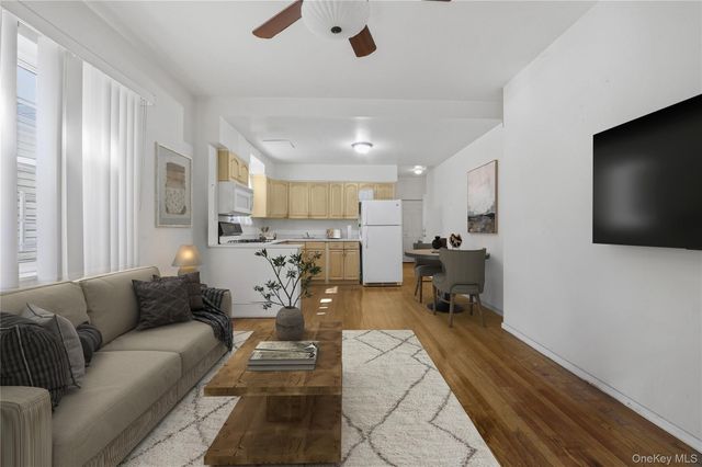 104-60 165th Street, Jamaica, NY 11433