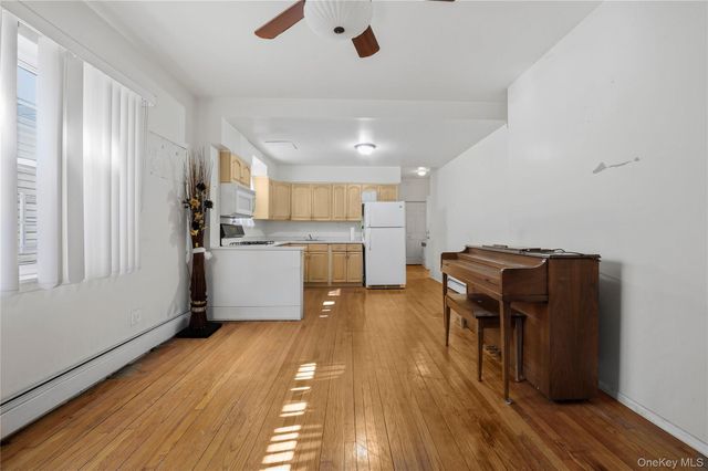 104-60 165th Street, Jamaica, NY 11433