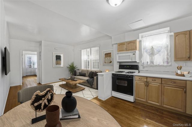 104-60 165th Street, Jamaica, NY 11433