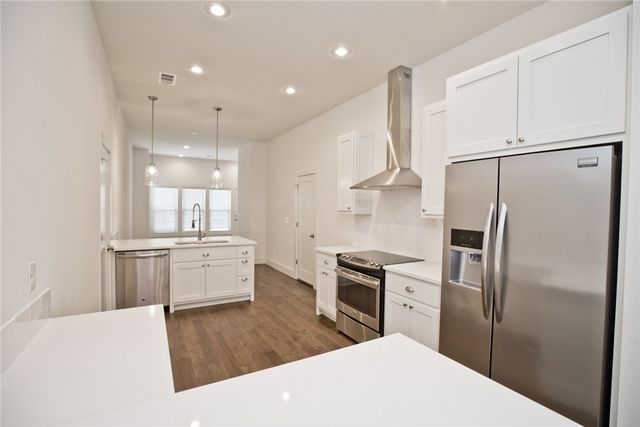 444 B Street, Bentonville, AR 72712