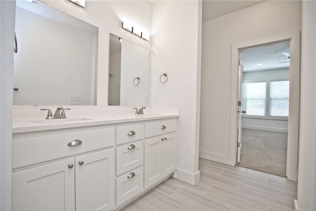 444 B Street, Bentonville, AR 72712