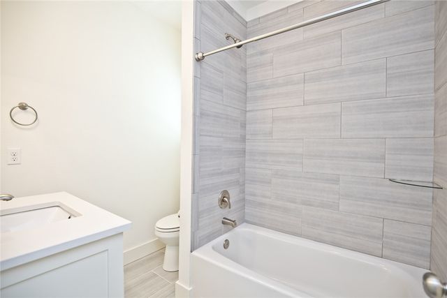 444 B Street, Bentonville, AR 72712
