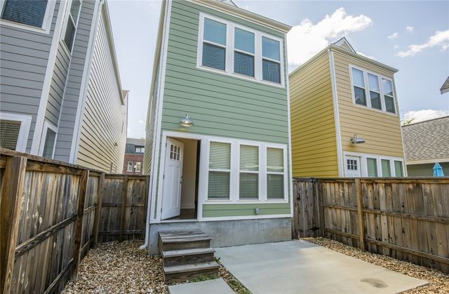 444 B Street, Bentonville, AR 72712