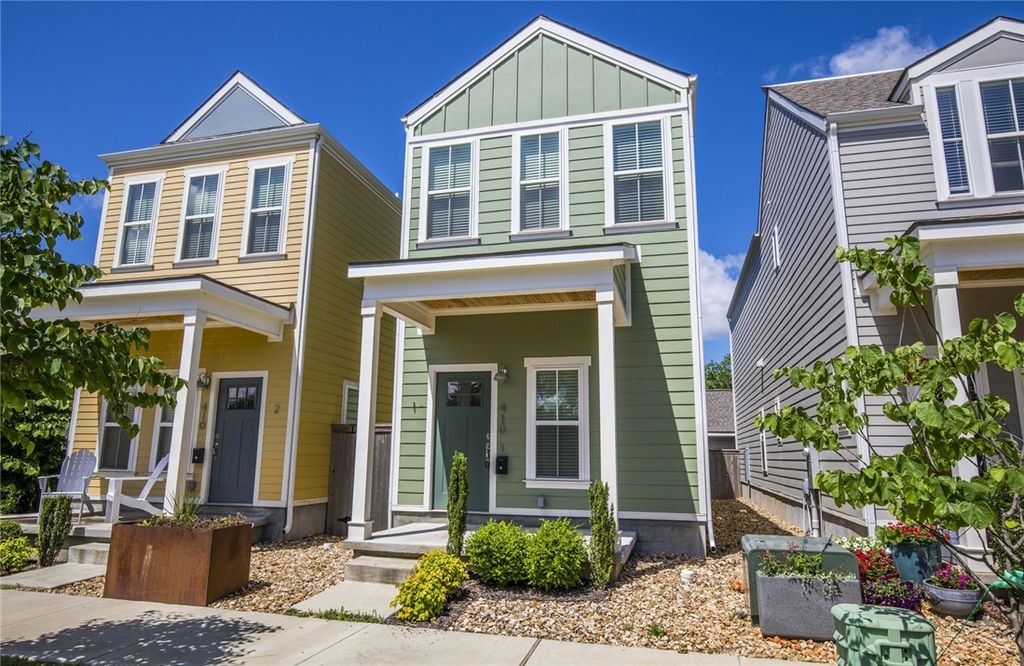 444 B Street, Bentonville, AR 72712