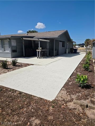 706 Clayton AVE, Lehigh Acres, FL 33972