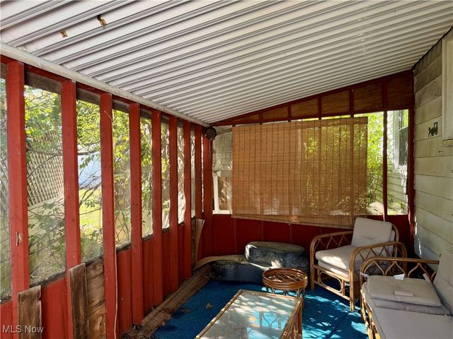 1725 W 12th Street, Lorain, OH 44052